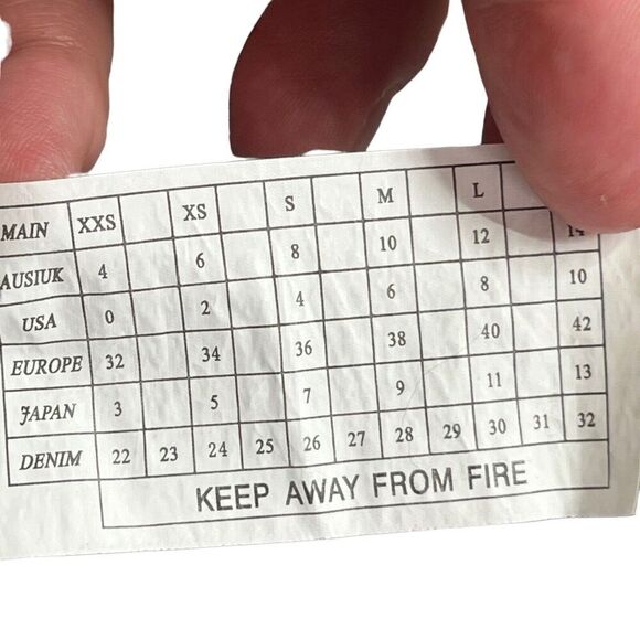 One Teaspoon Free Birds Trashed Rigid Jeans Women’s Size 27 Distressed 7/8 Zip - Picture 13 of 16